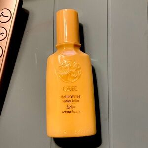 Matte Waves Texture Lotion 3.4oz New $42 Hair Care